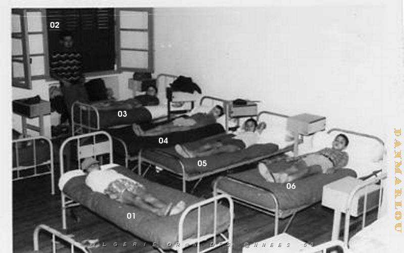 COLO ORE LES FRONTIGNES 1960 07 LA CURE DE SANTE.JPG